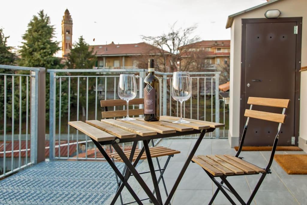 Charming 2.5Room Flat In Center Of Monforte dʼAlba Buitenkant foto