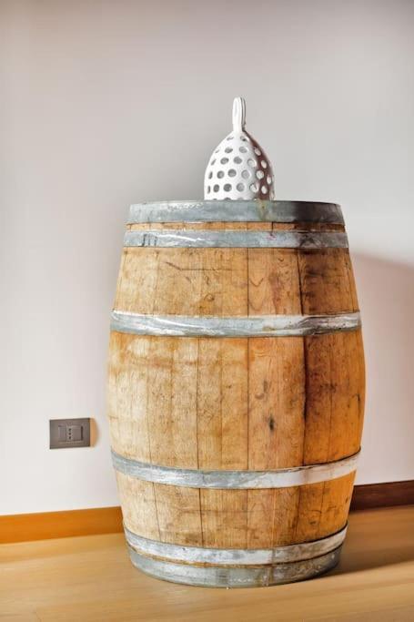 Charming 2.5Room Flat In Center Of Monforte dʼAlba Buitenkant foto