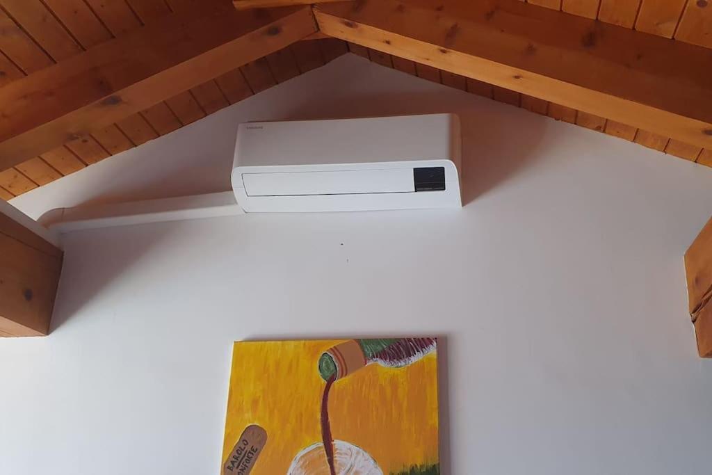 Charming 2.5Room Flat In Center Of Monforte dʼAlba Buitenkant foto